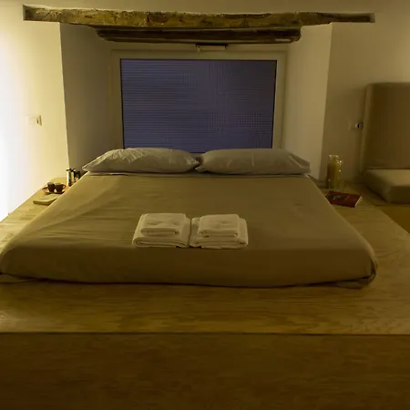 Casa Latina 3*