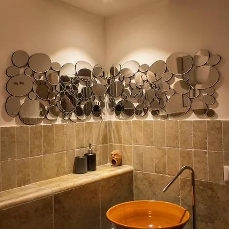 Casa Latina 3*