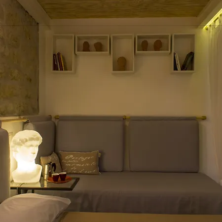 Casa Latina 3* Neapol