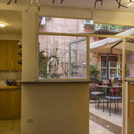 Casa Latina 3*