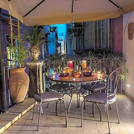 Casa Latina נאפולי
