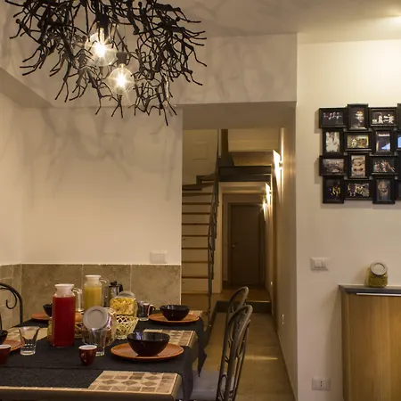 לינה וארוחת בוקר Casa Latina