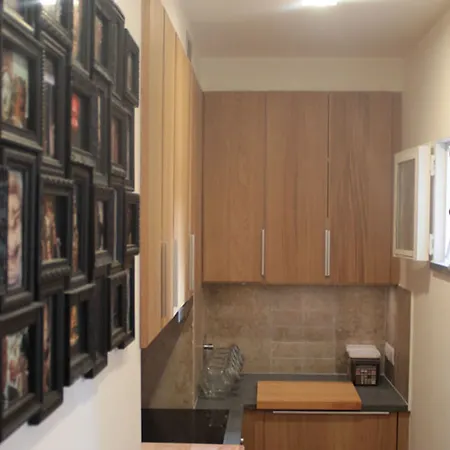 לינה וארוחת בוקר Casa Latina נאפולי