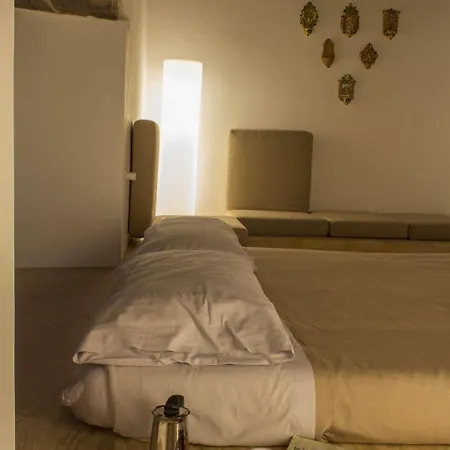 Casa Latina 3* Neapol